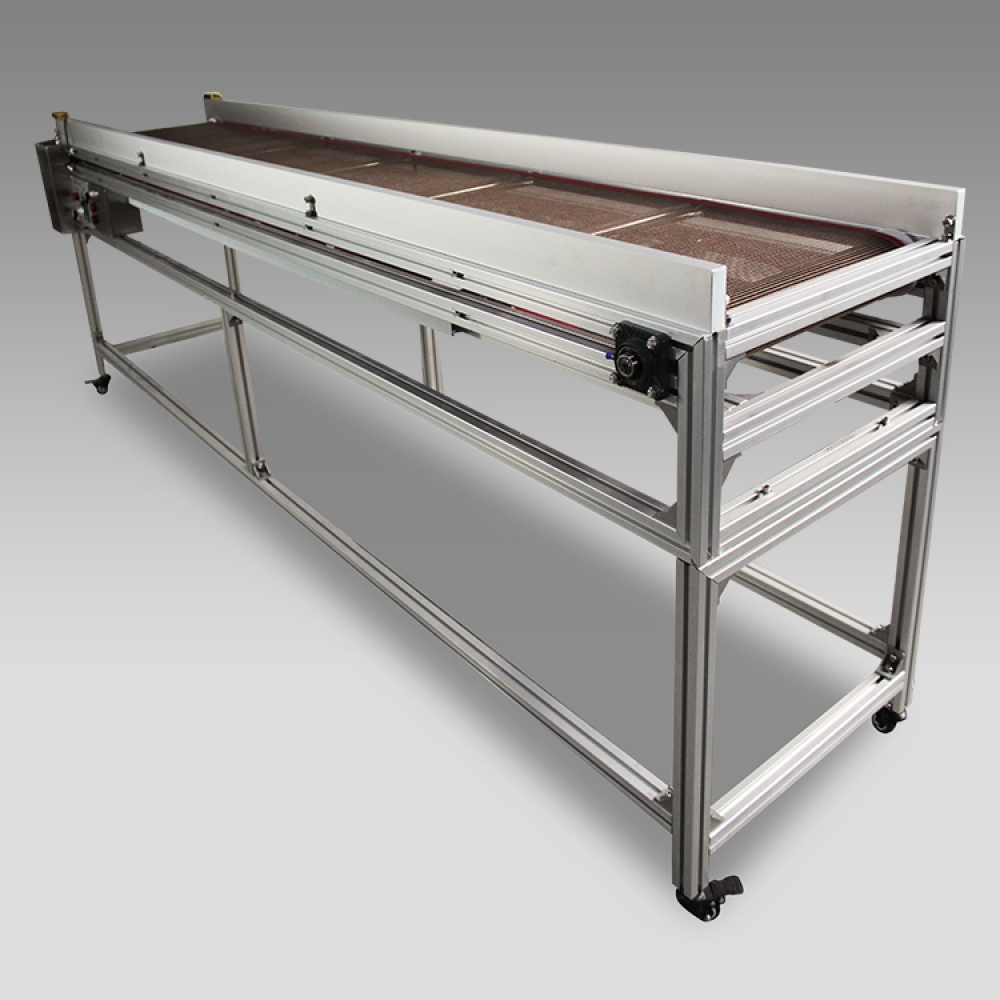 Cap&Hat cooling conveyer table